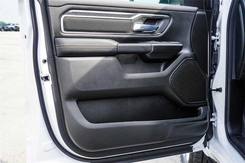 2025 RAM Ram 1500 RAM 1500 LONE STAR CREW CAB 4X4 6'4' BOX