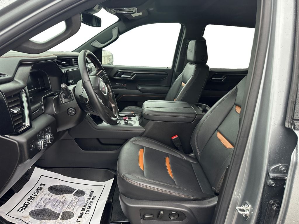 2025 GMC Sierra 1500 AT4