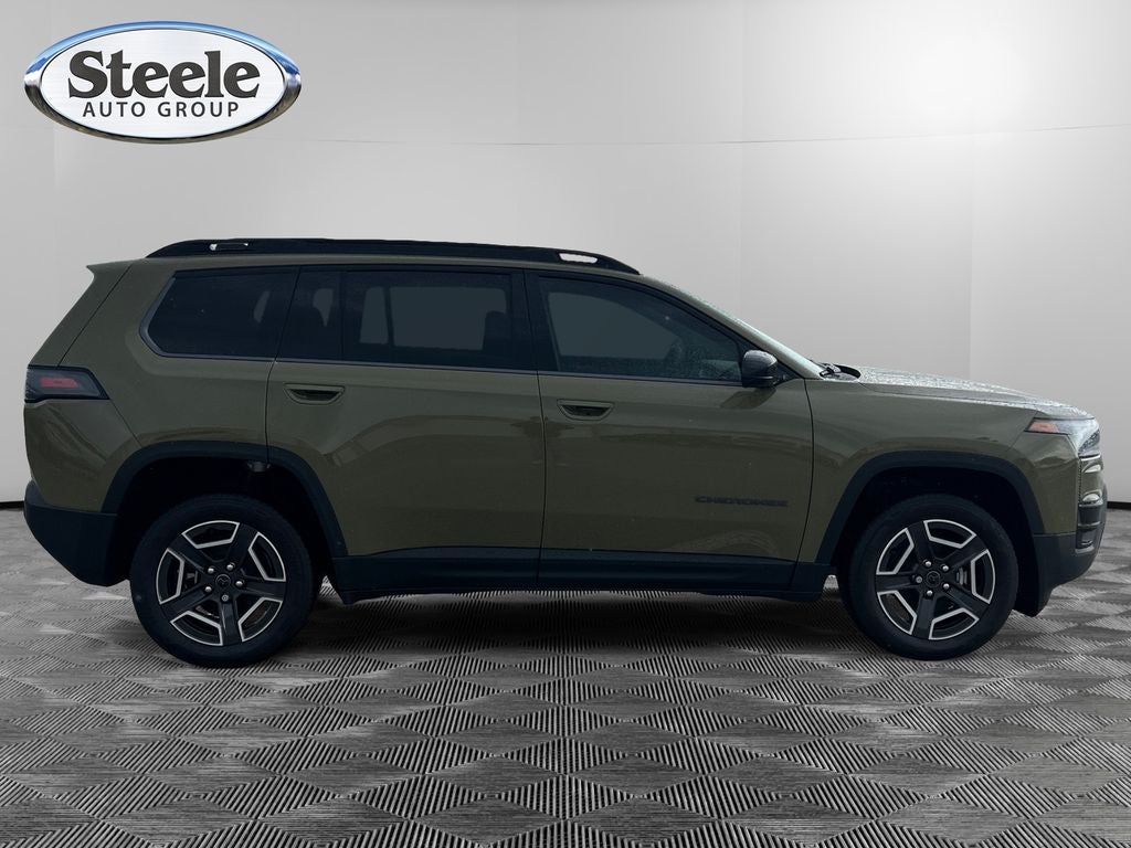 2026 Jeep Cherokee CHEROKEE LAREDO 4X4