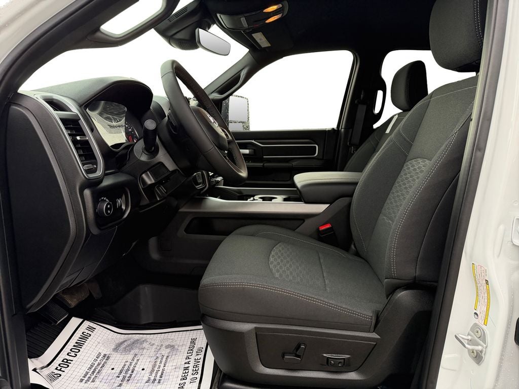 2026 RAM Ram 3500 RAM 3500 LONE STAR CREW CAB 4X4 8' BOX