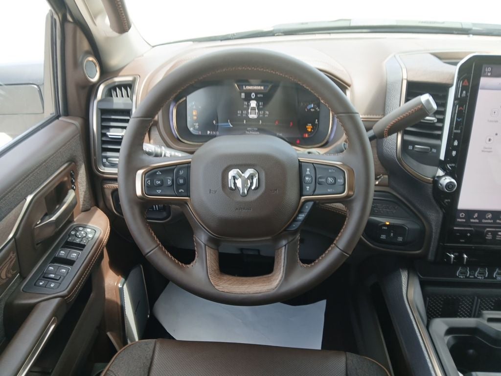 2025 RAM Ram 3500 RAM 3500 LIMITED LONGHORN CREW CAB 4X4 8' BOX