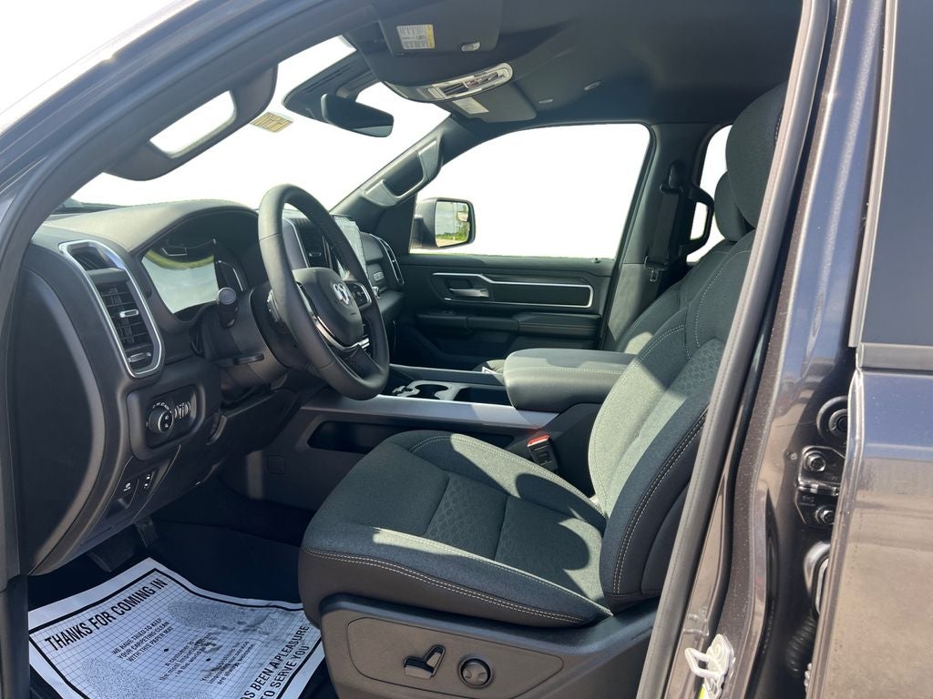 2026 RAM Ram 1500 RAM 1500 LONE STAR CREW CAB 4X4 5'7' BOX
