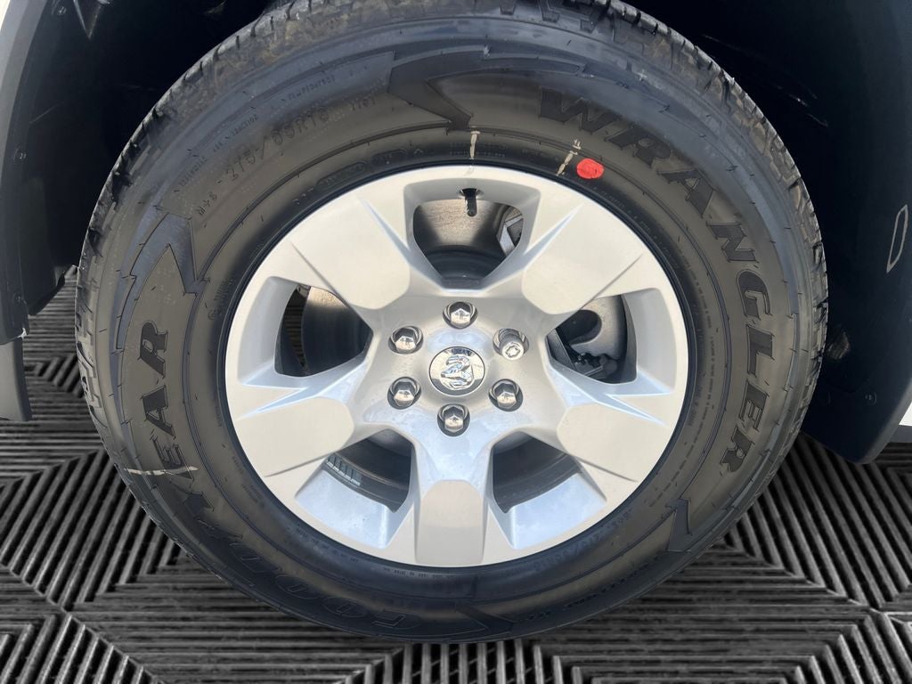 2026 RAM Ram 1500 RAM 1500 TRADESMAN CREW CAB 4X4 5'7' BOX