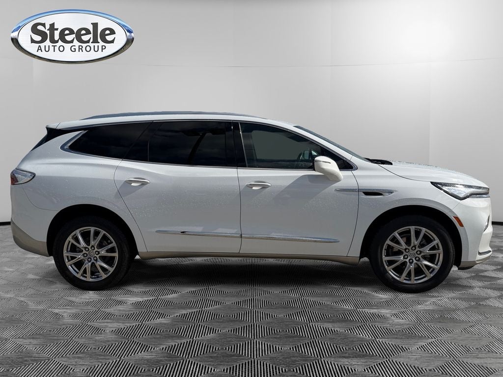 2023 Buick Enclave Essence FWD