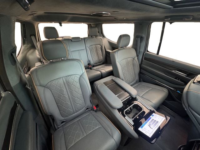 2024 Jeep Grand Wagoneer Series III