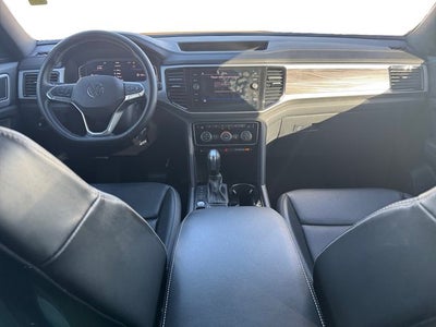 2022 Volkswagen Atlas Cross Sport 2.0T SE w/Technology