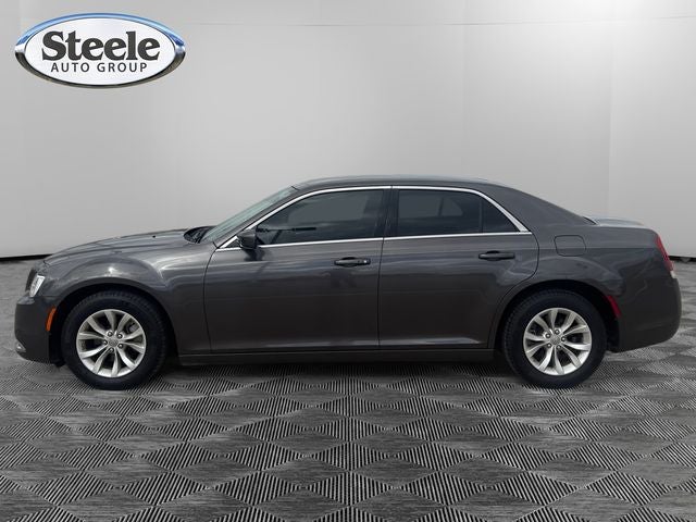 2023 Chrysler 300 Touring