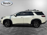 2023 Nissan Pathfinder SV